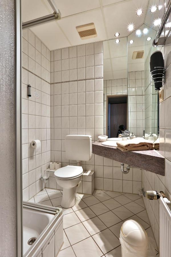 Hotel Stadt Kamen Dış mekan fotoğraf